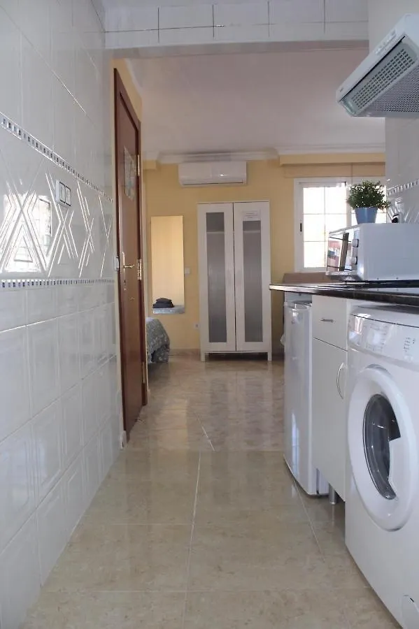 Nice And New Studio With Balcony Close To The City 2ºb Màlaga Apartmán