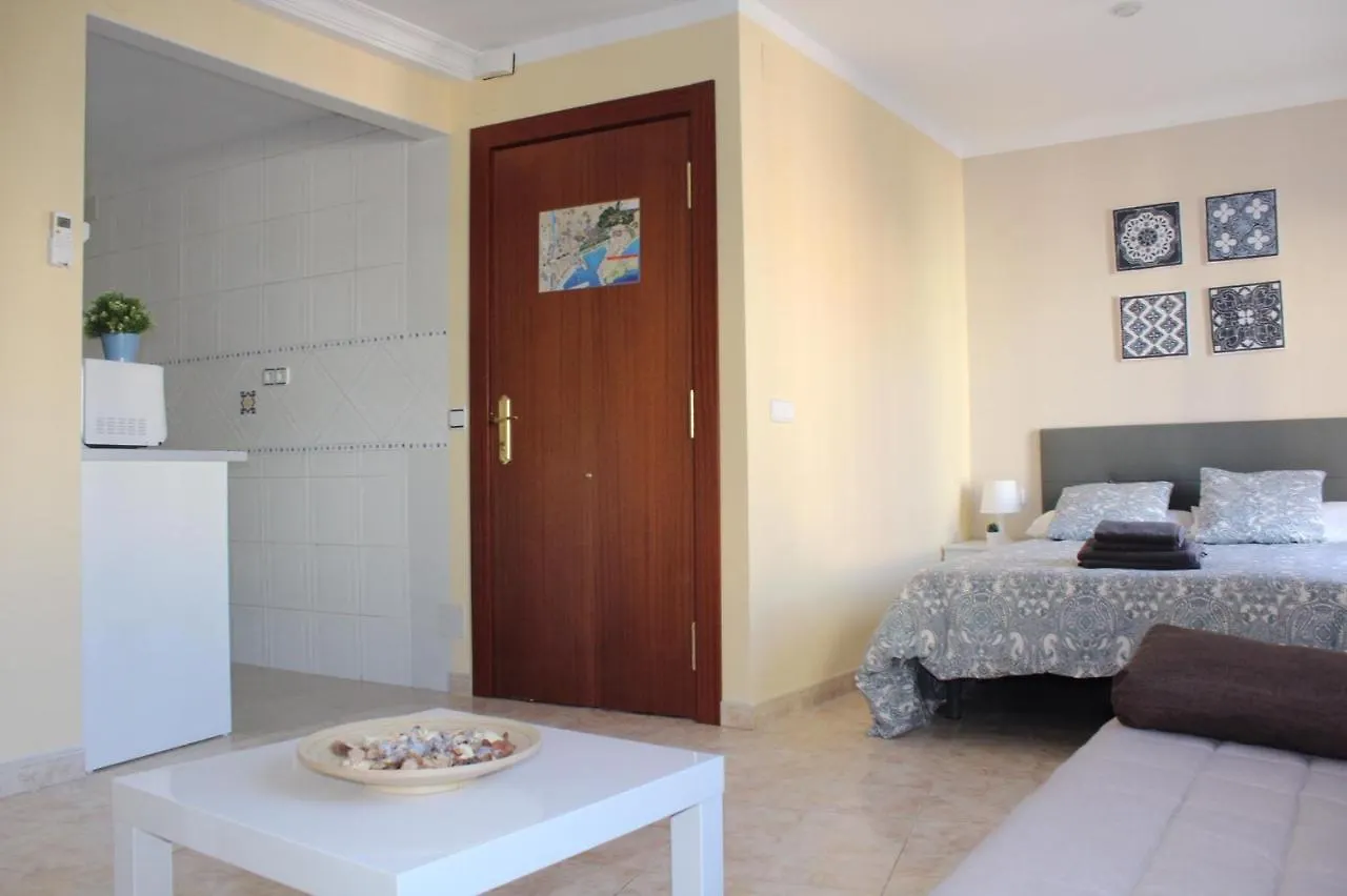 Nice And New Studio With Balcony Close To The City 2ºb Málaga Spanien